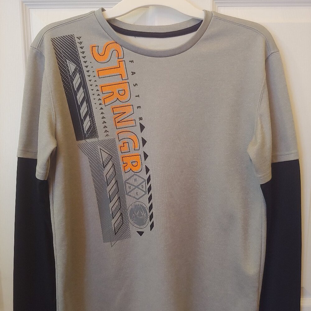 Reebok Long Sleeve T Shirt (Men's Medium)